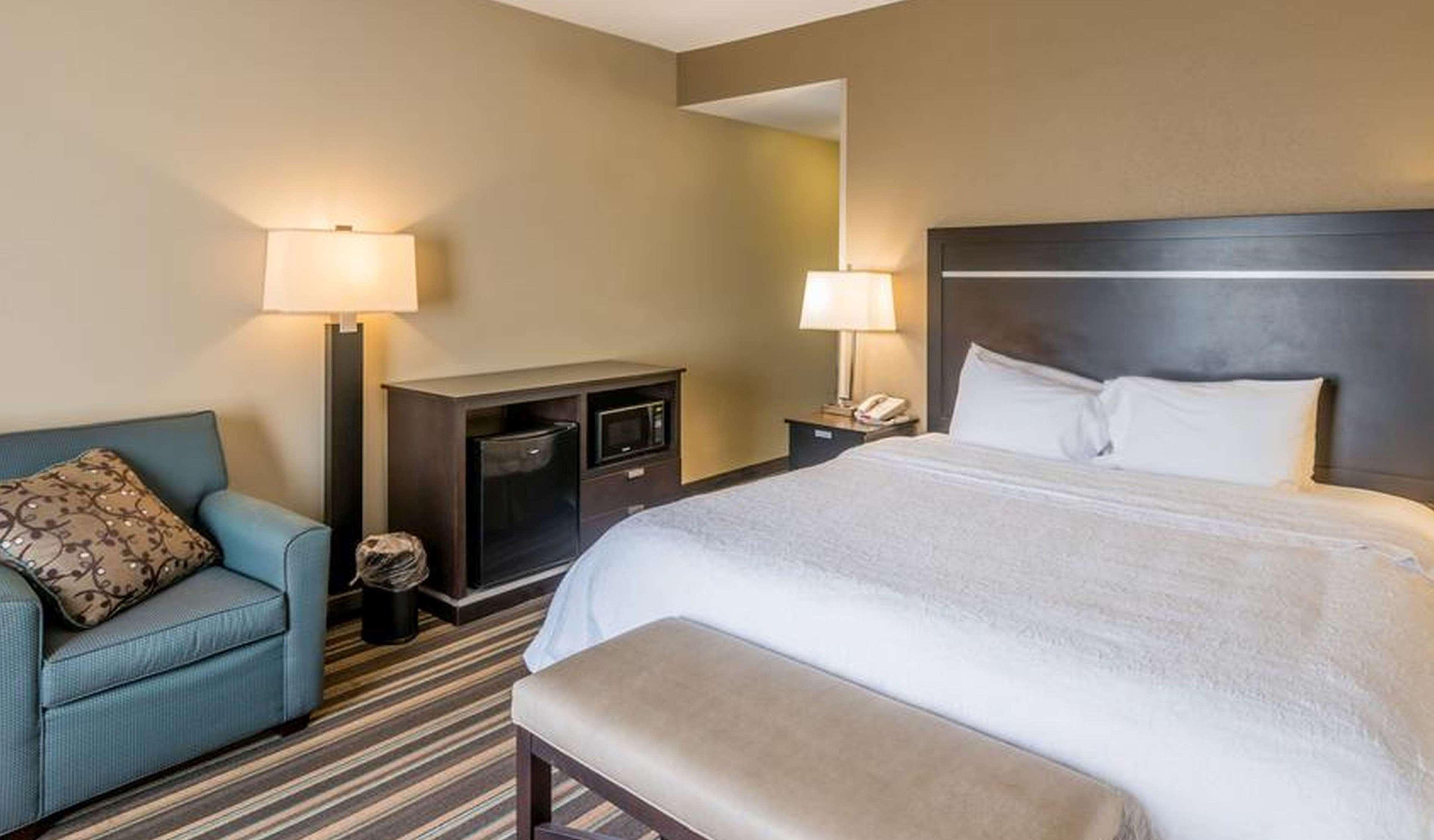 Hampton Inn New Albany Bagian luar foto