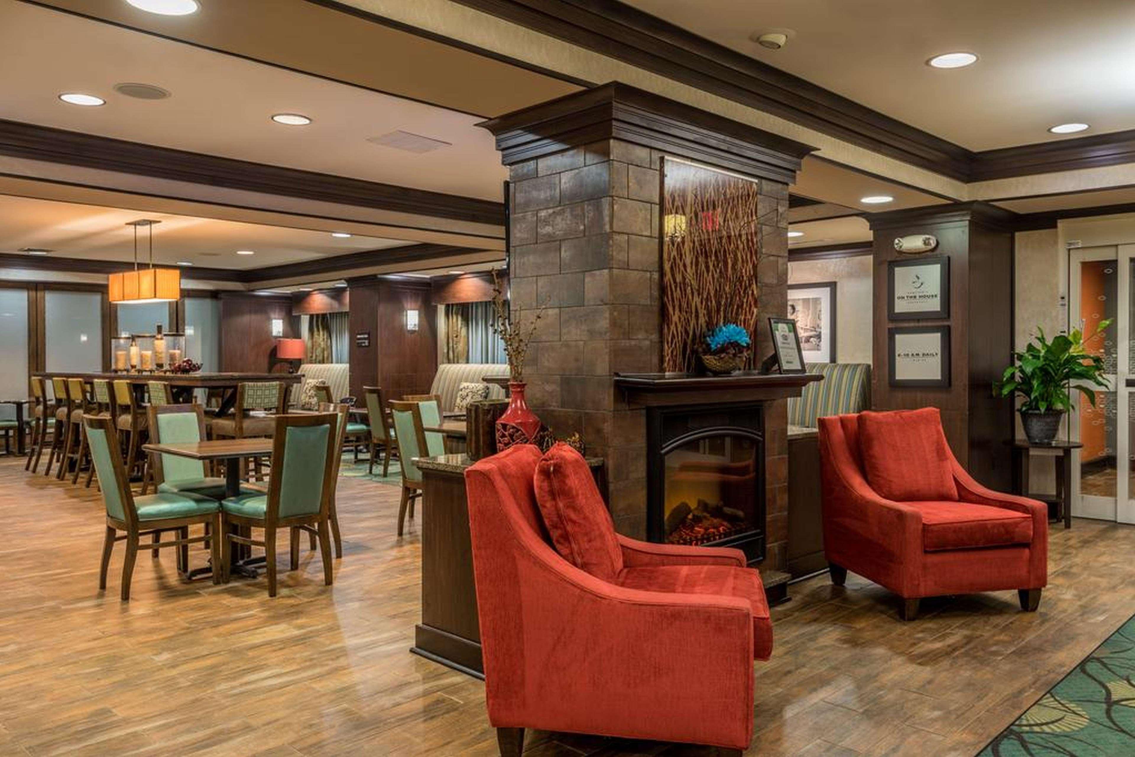 Hampton Inn New Albany Bagian luar foto