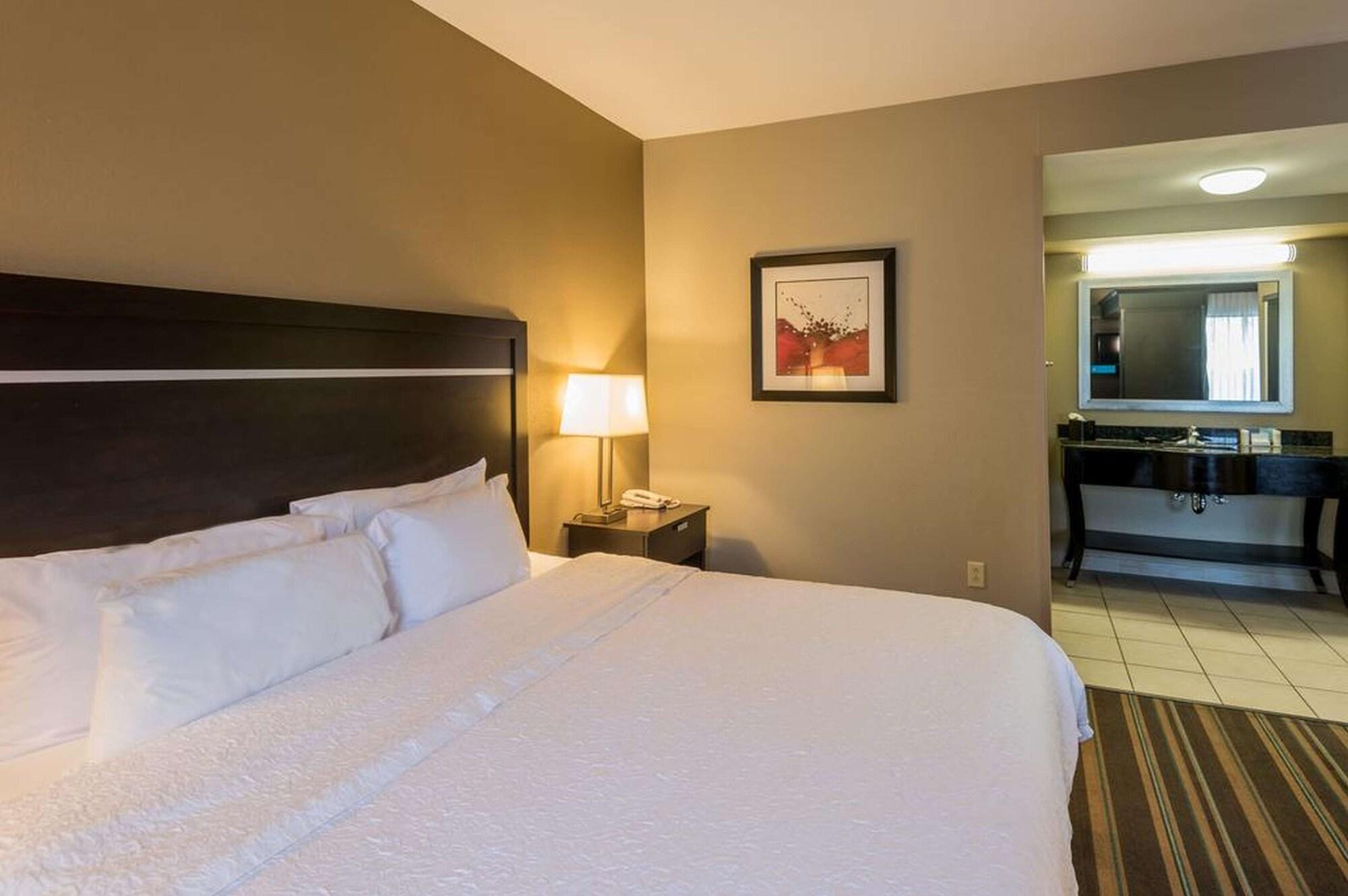 Hampton Inn New Albany Bagian luar foto